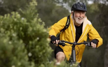 Bien vieillir grâce au sport santé, longévité et bien-être