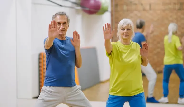 Les recommandations de l'OMS pour rester actif à tout âge